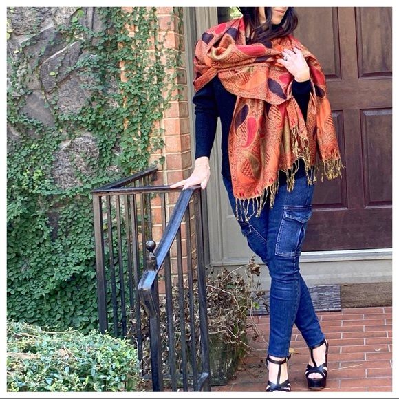 Gorgeous Moroccan Cashmere Pashmina scarf/Shawl - Picture 3 of 6